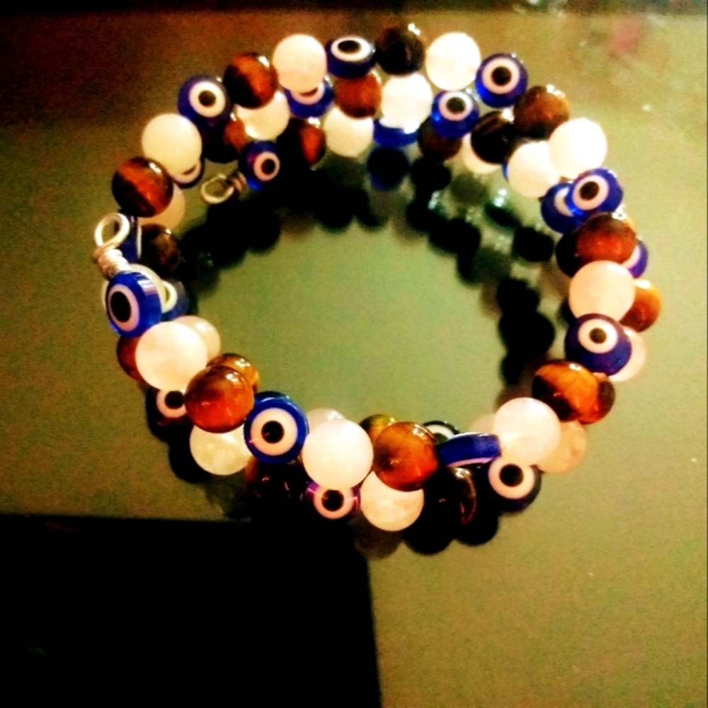 🌛🌝🌜 Coming Soon🌛🌝🌜         "Protection Eye" Infinity Bracelet